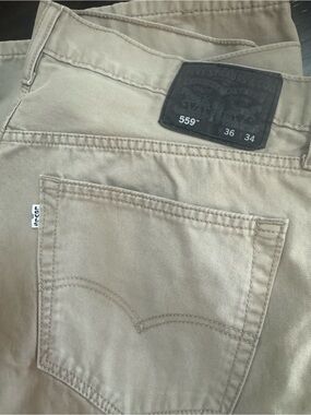 Levi's 559 Relaxed Fit Jeans in Beige/Tan